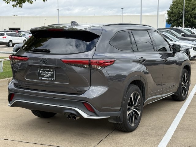 Used 2021 Toyota Highlander XSE SUV