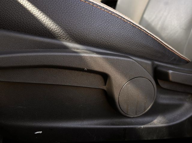 Used 2017 Crystal White Pearl Subaru 2.0i Limited image 27