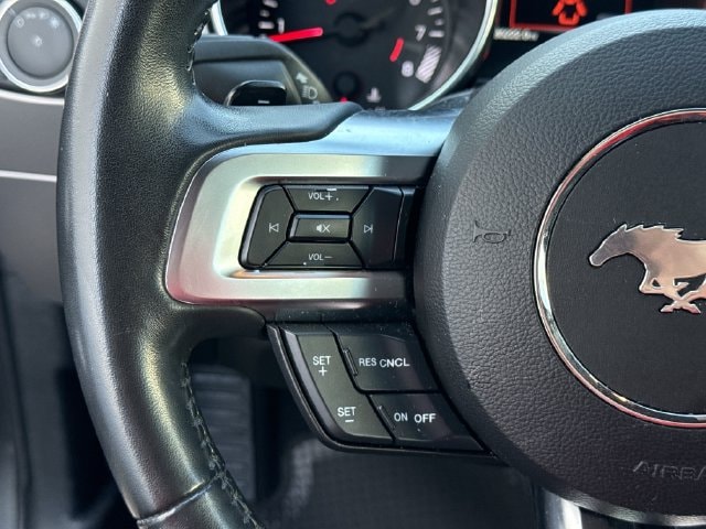 Used 2020 Magnetic Metallic Ford GT Premium image 13