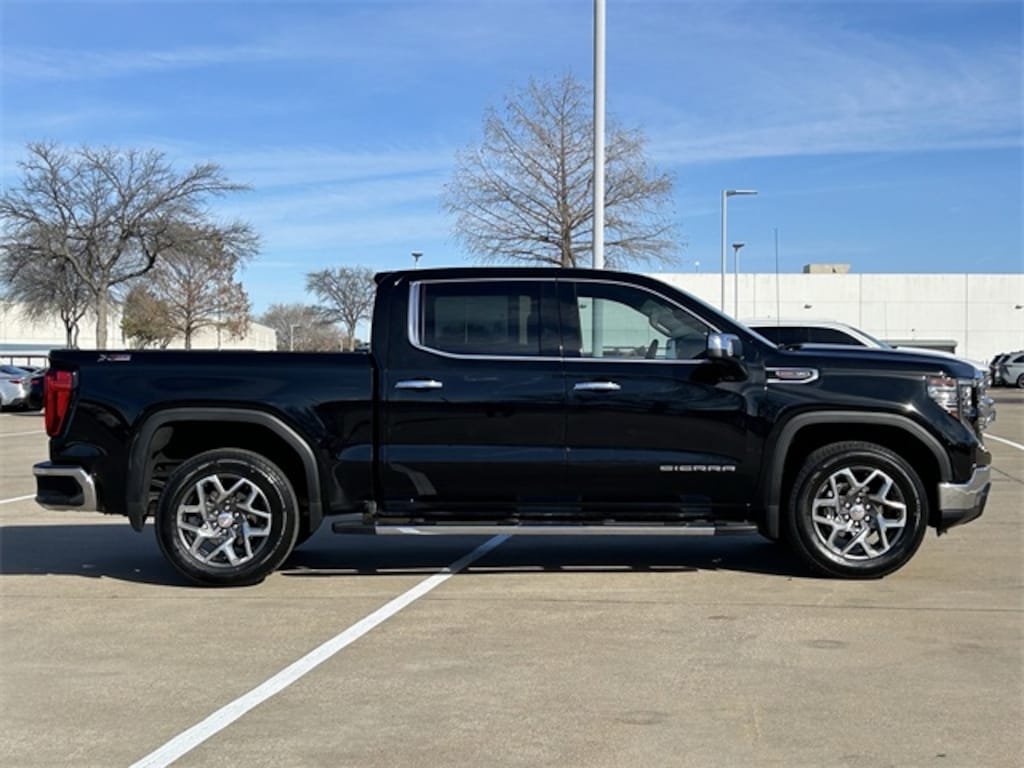 Used 2023 GMC Sierra 1500 SLT Truck Crew Cab