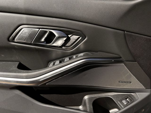 Used 2025 Black Sapphire Metallic BMW M340i xDrive image 27