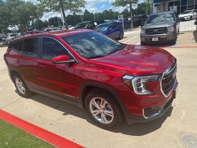 2024 GMC Terrain SLE FWD's photo