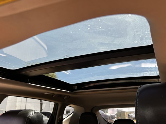 Used 2017 Gun Metallic Nissan Platinum image 27