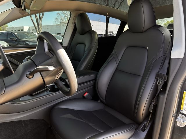 Used 2024 Stealth Gray Tesla Long Range image 26
