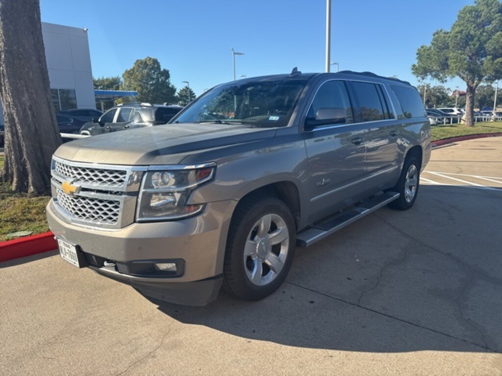 Used 2017 Chevrolet Suburban LT SUV
