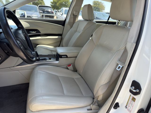 Used 2017 Bellanova White Pearl Acura Base image 24