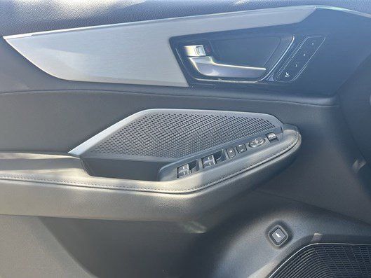 Certified Used 2026 Platinum White Pearl Acura FWD image 25