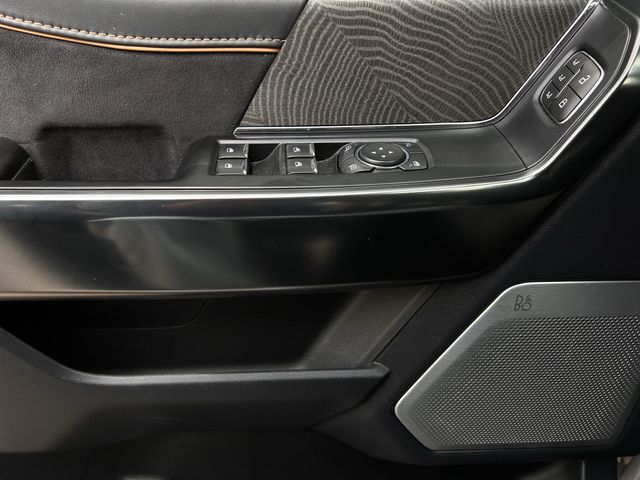 Used 2023 Oxford White Ford Platinum image 30