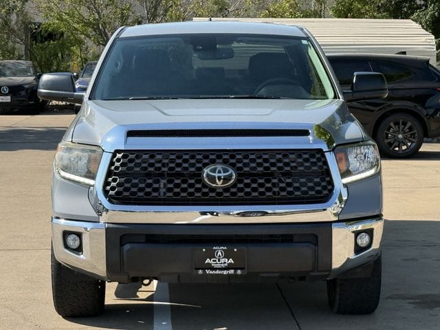 Used 2020 Cement Toyota SR5 image 7