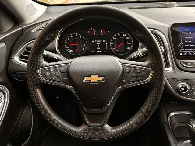 Used 2020 Summit White Chevrolet LT image 14