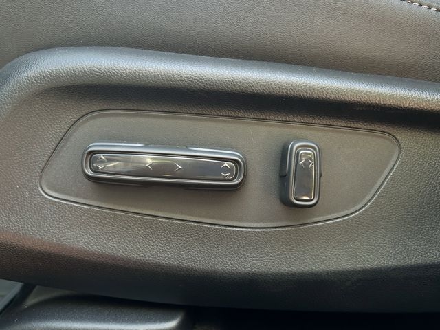 New 2026 Platinum White Pearl Acura Base image 27