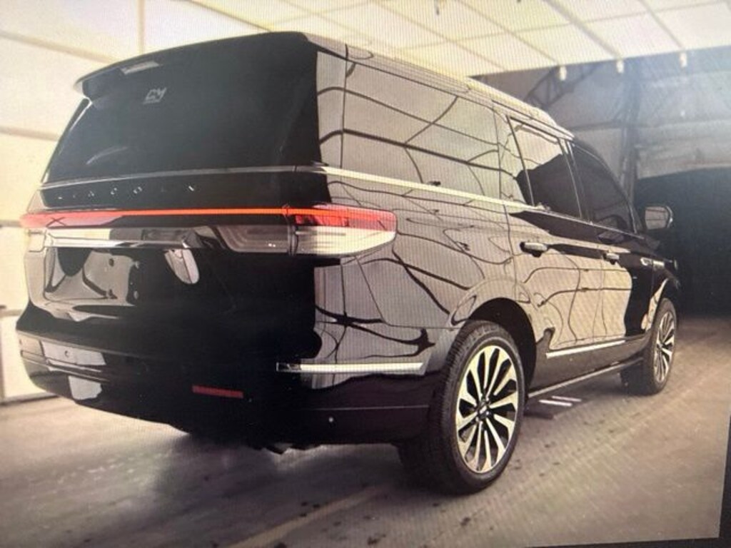 Used 2022 Lincoln Navigator Reserve SUV