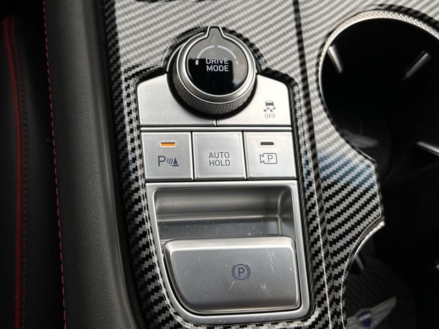 Used 2024 Bond Silver Genesis 3.3T Sport Advanced image 24