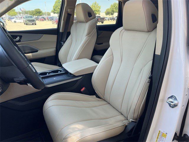 New 2026 Platinum White Pearl Acura FWD Technology Package image 28