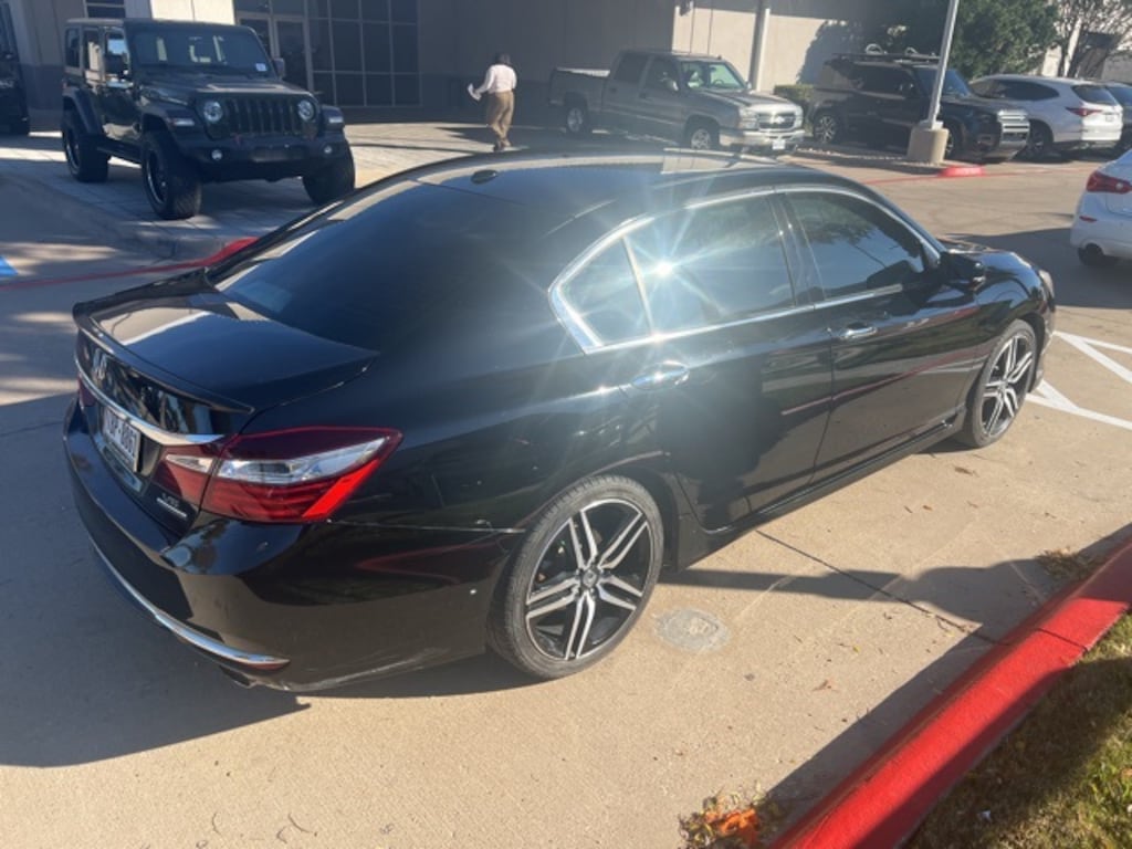 Used 2016 Honda Accord Touring Sedan