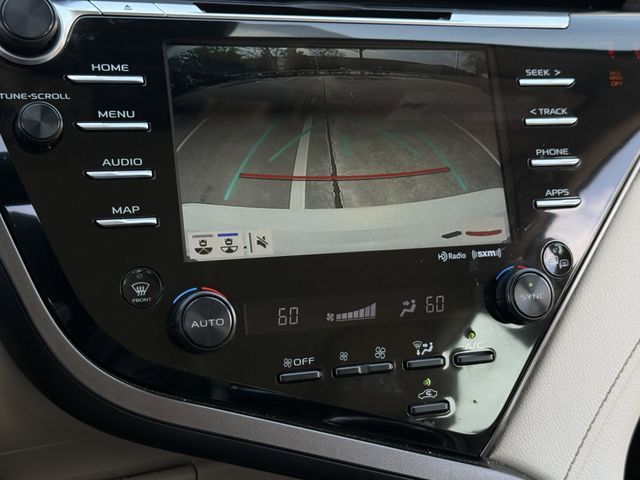 Used 2019 Wind Chill Pearl Toyota XLE image 18