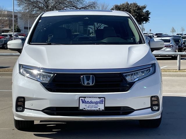 Used 2023 Platinum White Pearl Honda Touring image 7