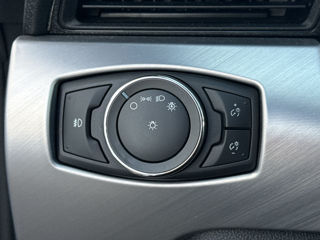 Used 2020 Magnetic Metallic Ford GT Premium image 20