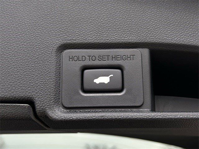 New 2026 Platinum White Pearl Acura Technology Package image 37