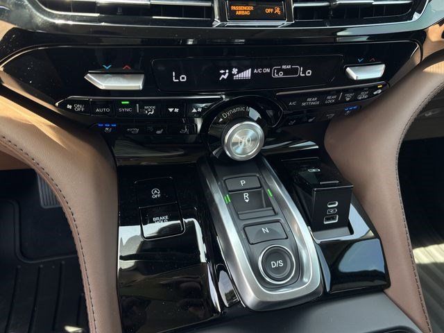 New 2026 Majestic Black Pearl Acura SH-AWD Advance Package image 17