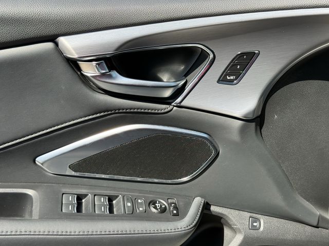 Used 2021 Platinum White Pearl Acura Base image 23