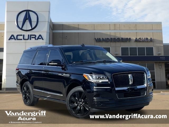 2022 Lincoln Navigator Reserve's photo