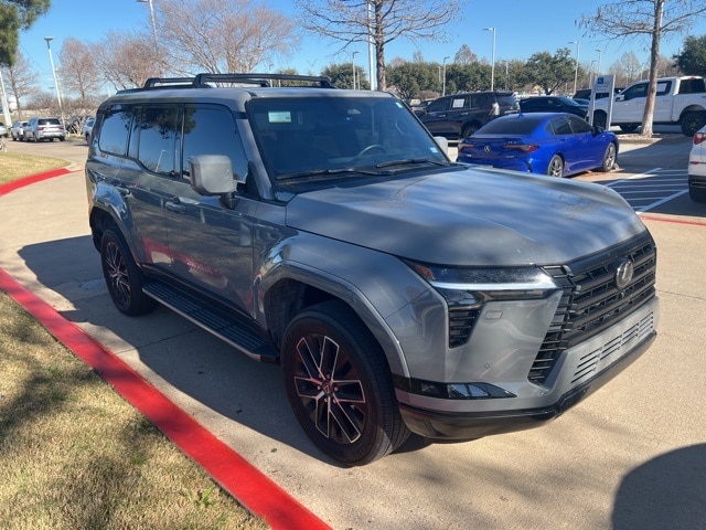 2024 Lexus GX Premium's photo