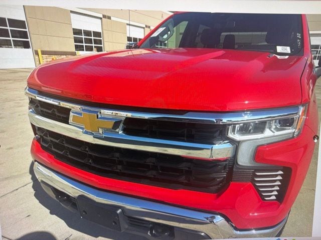 Used 2025 Red Hot Chevrolet LT image 9