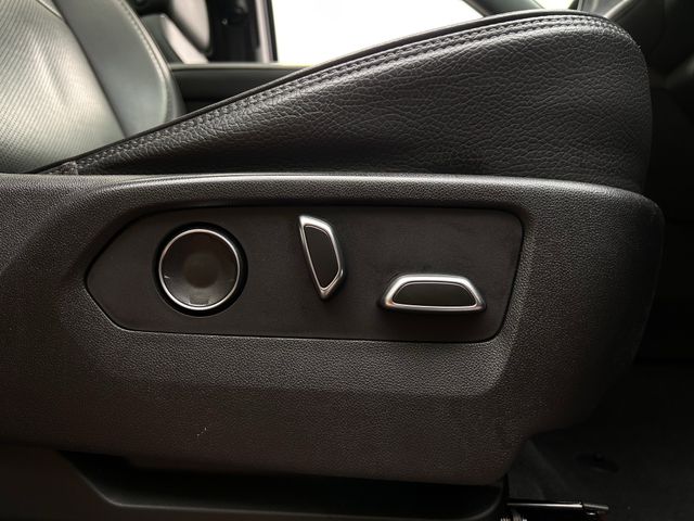 Used 2021 Onyx Black GMC Denali image 32