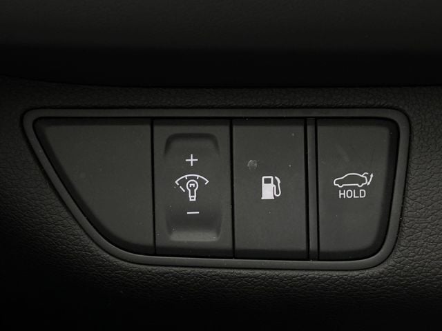 Used 2024 Bond Silver Genesis 3.3T Sport Advanced image 26