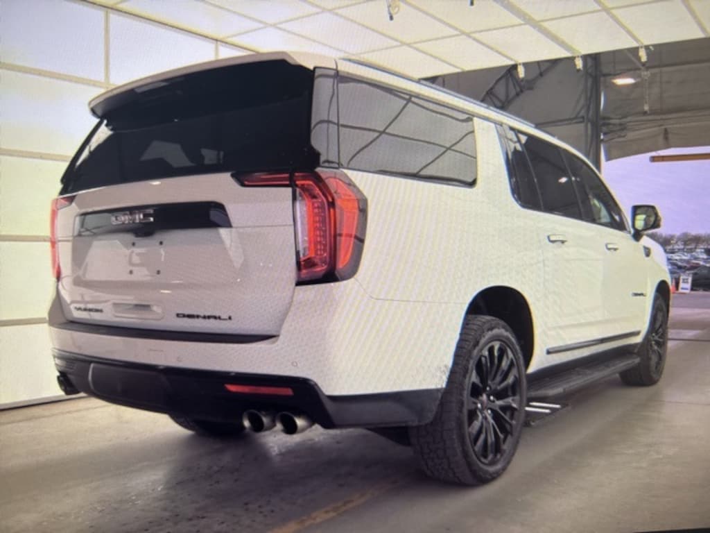 Used 2021 GMC Yukon XL Denali SUV