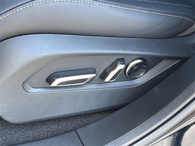 Used 2025 Majestic Black Pearl Acura Technology Package image 29