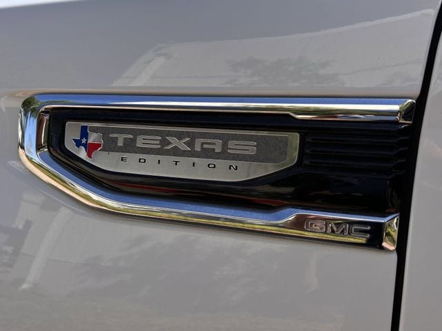 Used 2021 Summit White GMC SLT image 9