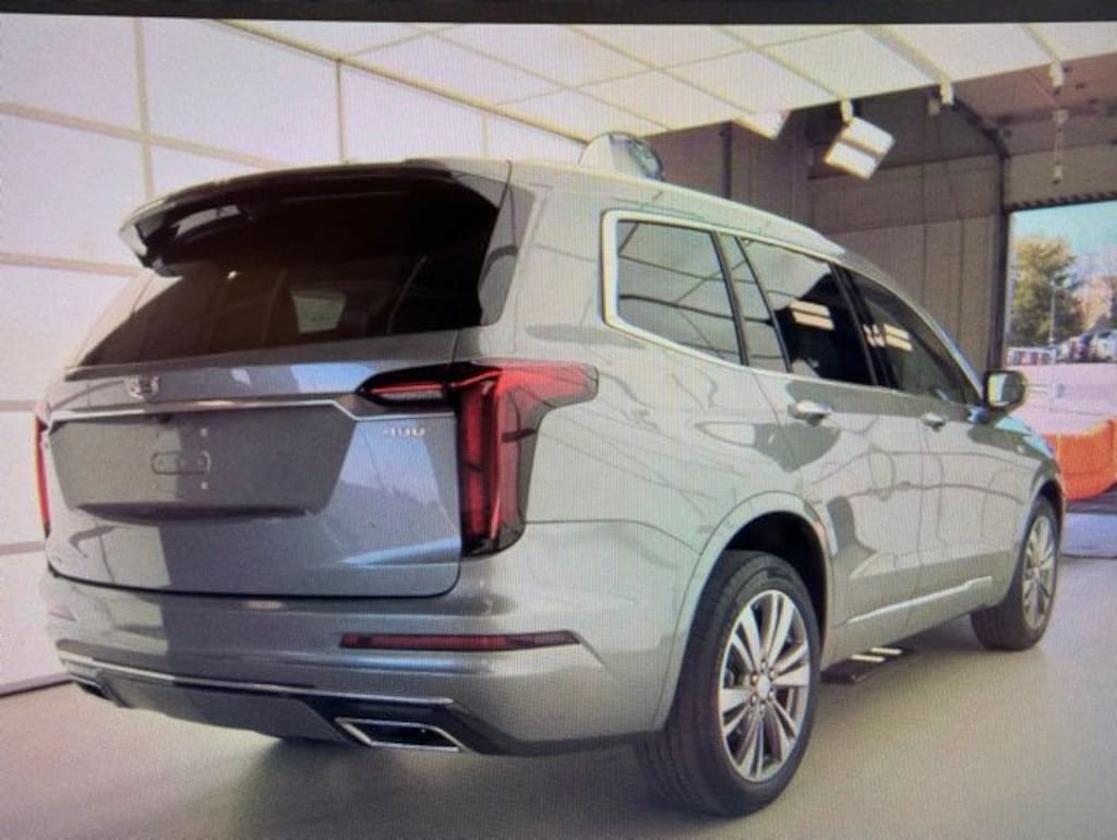 Used 2023 CADILLAC XT6 Premium Luxury SUV