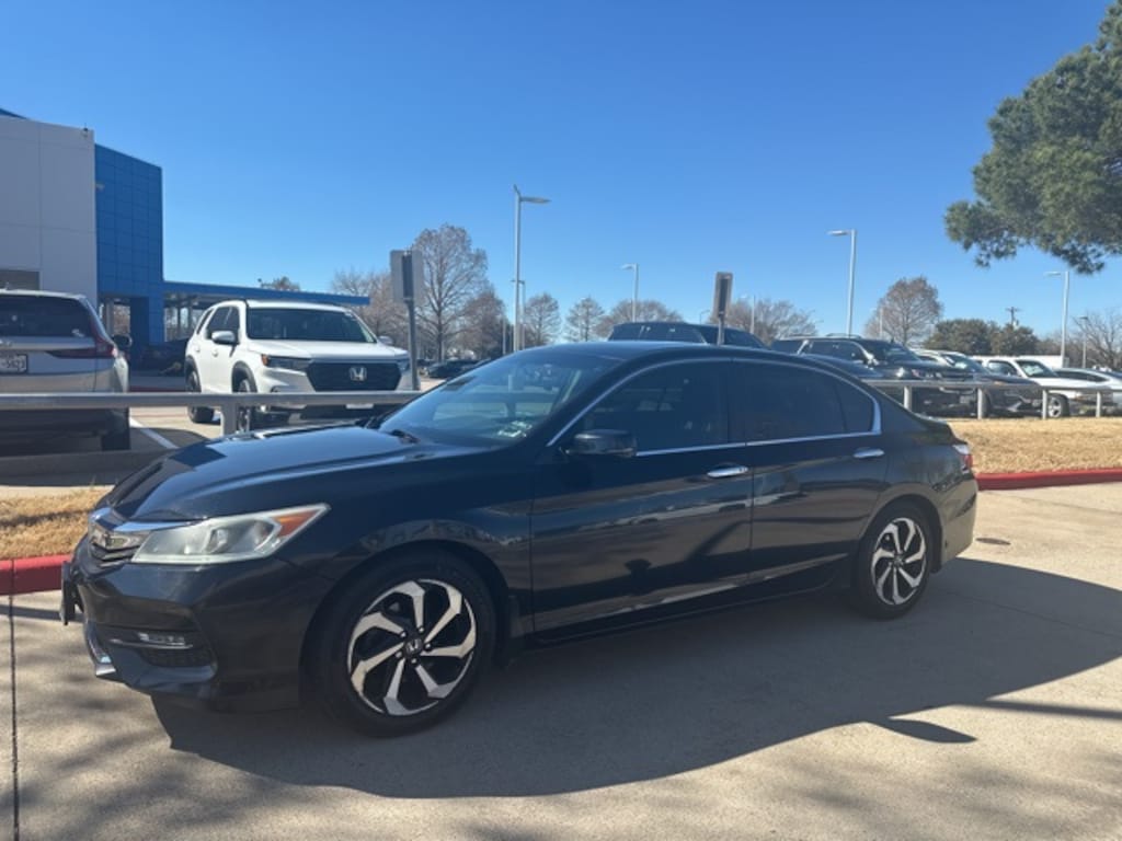 Used 2017 Honda Accord EX Sedan