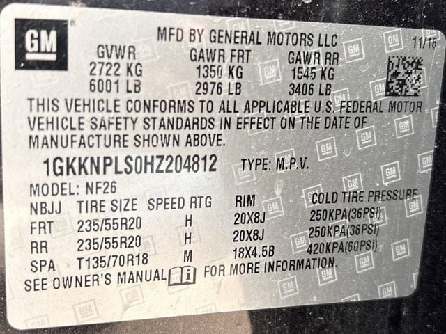 Used 2017 Iridium Metallic GMC Denali image 33