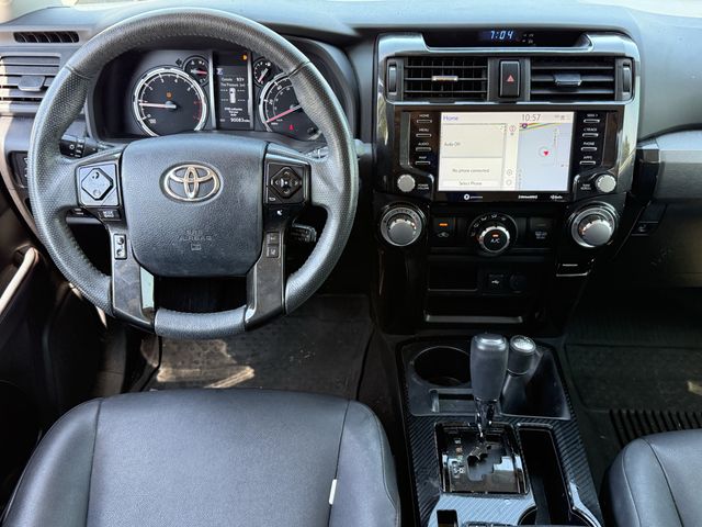 Used 2020 Super White Toyota Venture image 10
