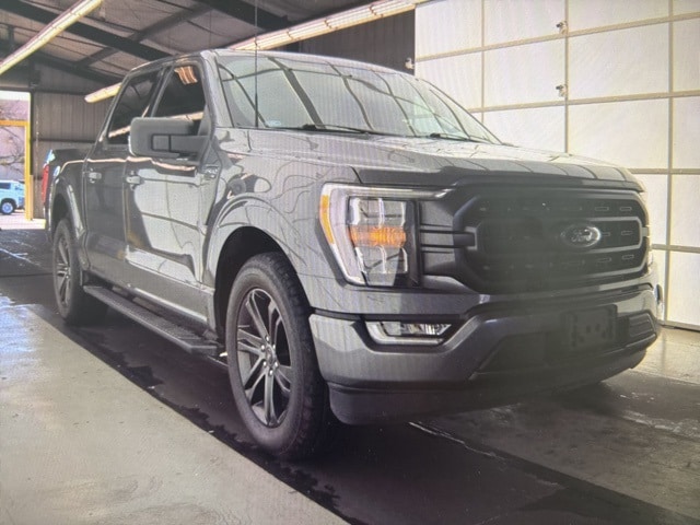 2022 Ford F-150 XLT SuperCrew RWD
