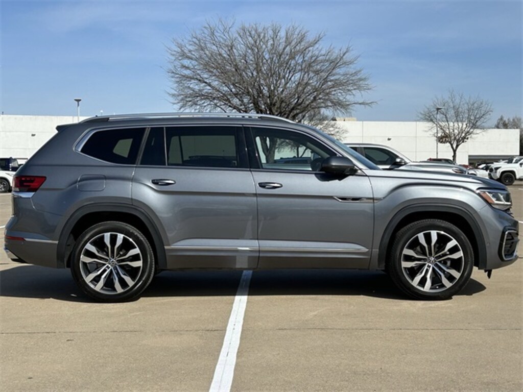 Used 2023 Volkswagen Atlas 3.6L V6 SEL Premium R-Line SUV