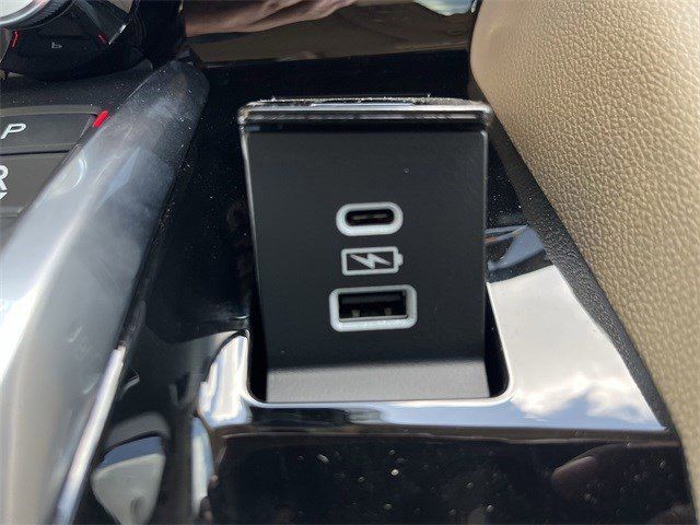 New 2026 Platinum White Pearl Acura FWD image 20