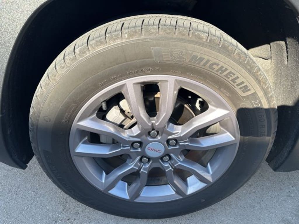 Used 2024 GMC Terrain SLT SUV