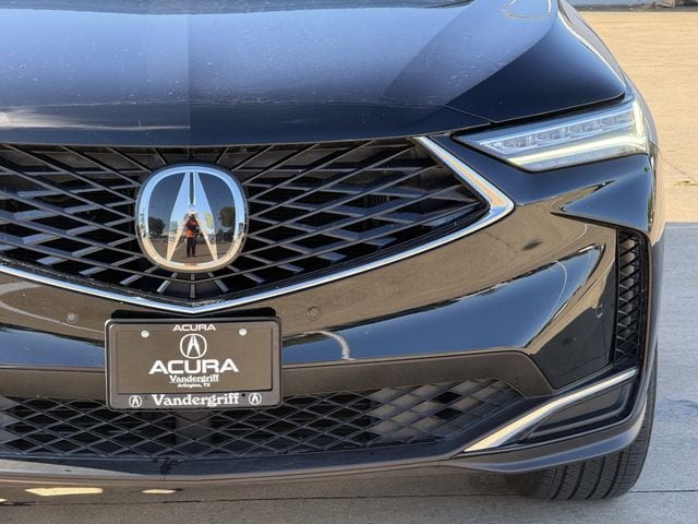 Used 2025 Majestic Black Pearl Acura Technology Package image 8