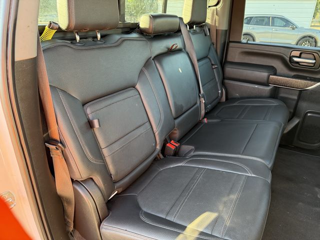 Used 2022 White Frost Tricoat GMC Denali image 29