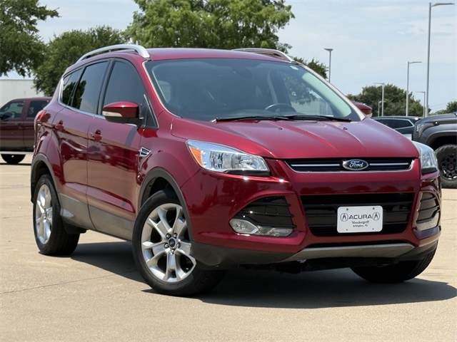 Used 2014 Ford Escape Titanium with VIN 1FMCU0J9XEUE25655 for sale in Irving, TX