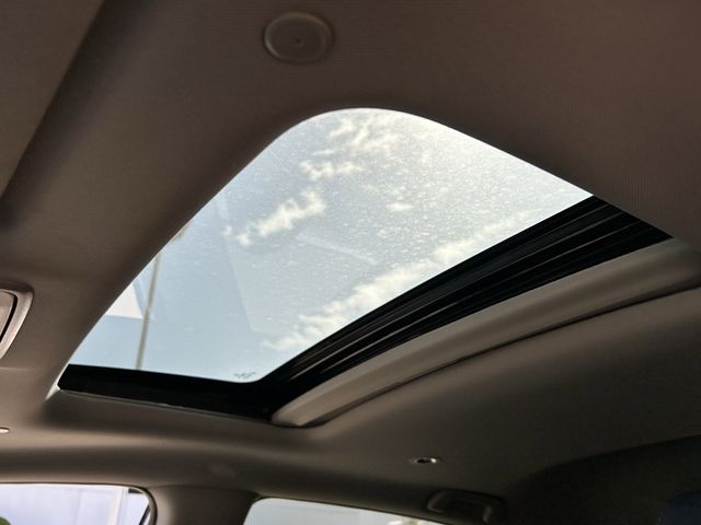 New 2026 Platinum White Pearl Acura Base image 25