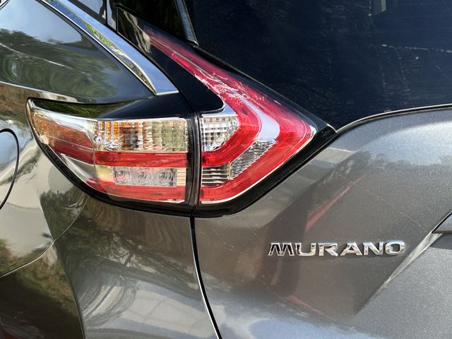 Used 2017 Gun Metallic Nissan Platinum image 7