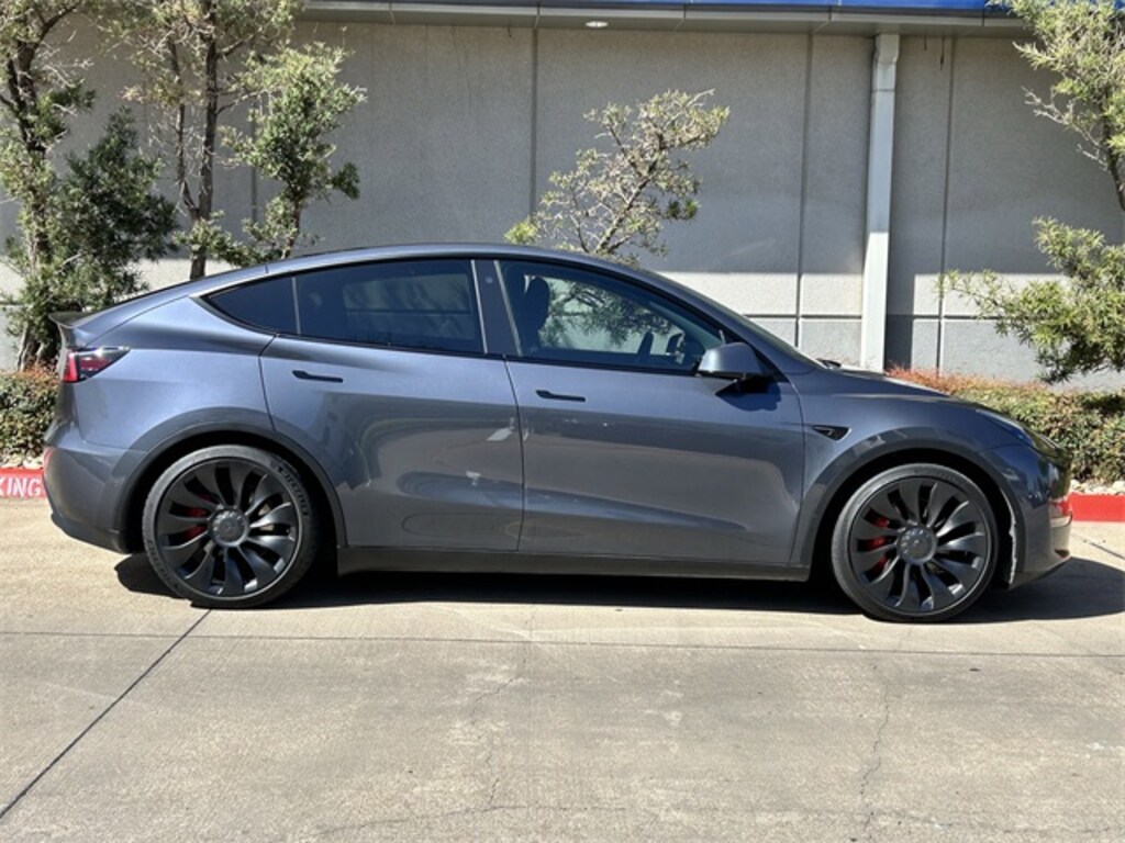 Used 2022 Tesla Model Y Performance SUV