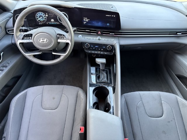 Used 2025 Abyss Black Hyundai SEL Convenience image 10