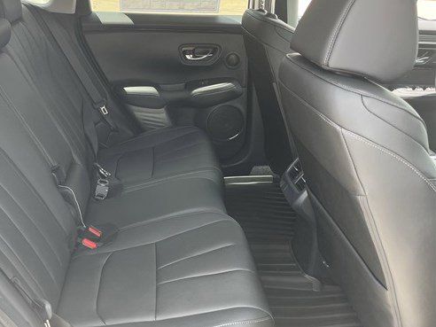 Used 2025 Platinum White Pearl Acura Base image 32