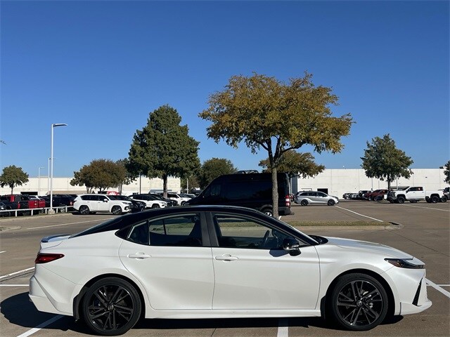 2025 Toyota Camry XSE photo 3